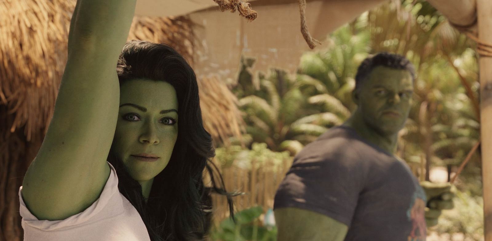 Mark Ruffalo as The Hulk and Tatiana Maslany as Jennifer Walters in She-Hulk: Attorney at Law (2022)